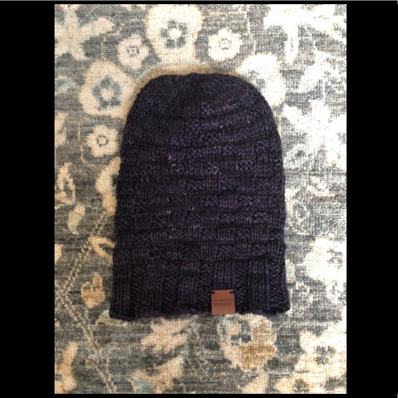 Checks Hat - Picture 2 of 6